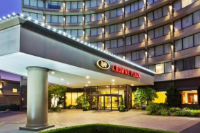 Гостиница Crowne Plaza Hotel Portland-Downtown Convention Center, an IHG Hotel  Портлэнд